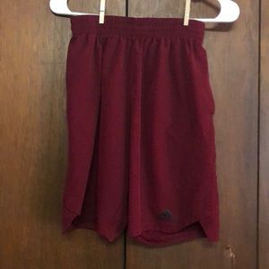 Mens small maroon adidas shorts